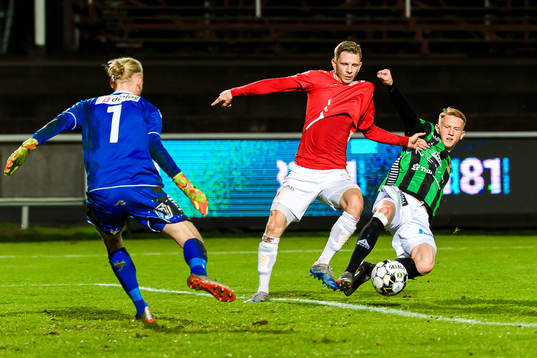 Degerfors Johan Bertilsson och GAIS Julius Lindberg