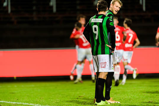 GAIS Adnan Maric  och Carl Elfgren Nyström deppar