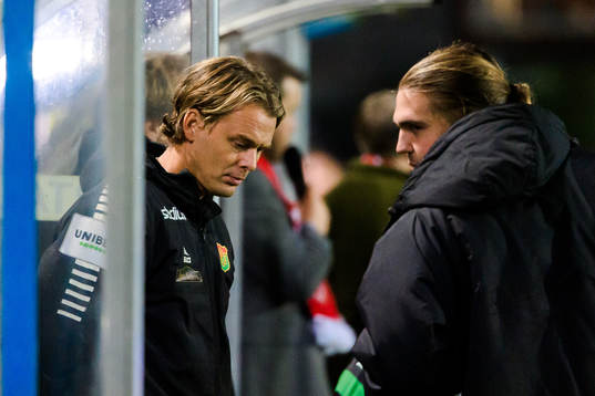 GAIS assisterande tränare Fredrik Holmberg deppar