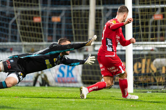 Elfsborgs Simon Olsson gör 1-3
