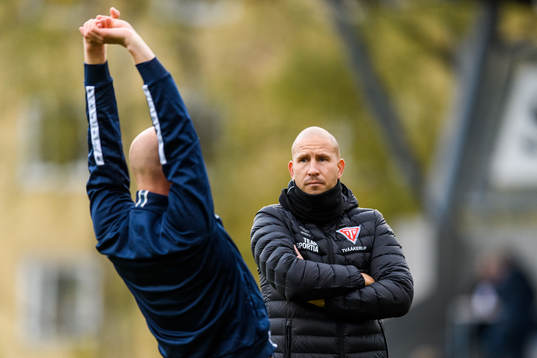 Tvååkers tränare Mattias Lindström