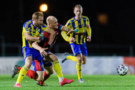 Tvååkers Viktor Nilsson och Eskilsminnes Emil Åberg