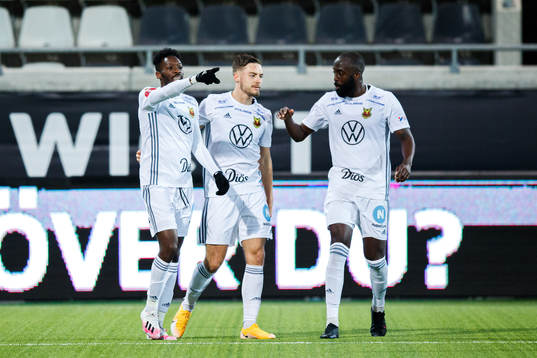 Östersunds Blair Turgott jublar