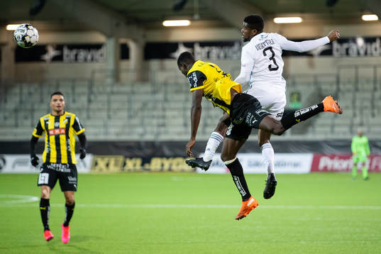 Häckens Godswill Ekpolo och Östersunds Kalpi Wilfried