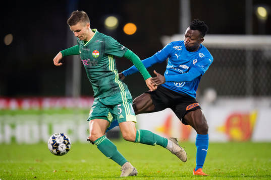 Dalkurds Samuel Leach Holm och Halmstads Thomas Boakye