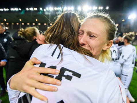 Göteborgs Rebecka Blomqvist jublar över SM-guldet