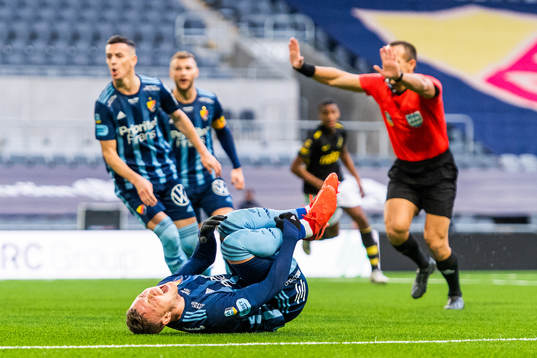 Djurgårdens Fredrik Ulvestad har ont