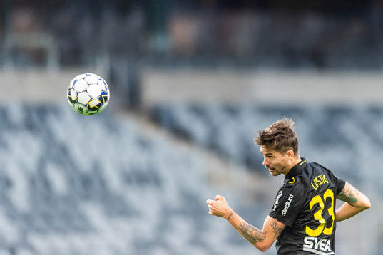 s Mikael Lustig