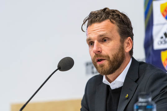 s tränare Bartosz Grzelak