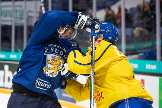 Jere Sallinen #76, FIN, John Nyberg #8, SWE
