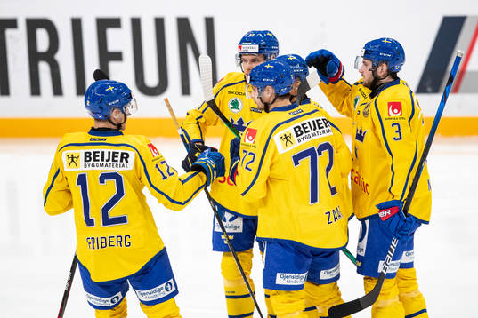Leon Bristedt #67, SWE score 0-2, Max Friberg #12, SWE,