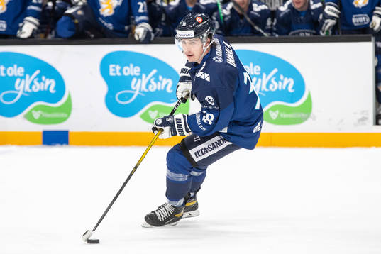 Jere Innala #38, FIN