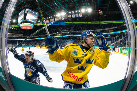 Jesper Sellgren #58, SWE, Otto Karvinen #21, FIN