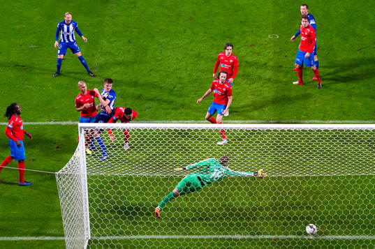 Bläddra bland fler bilder av Fotboll, Allsvenskan, Helsingborg - IFK Göteborg