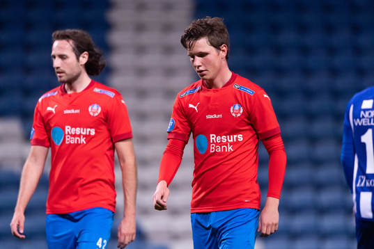 Helsingborgs Mikkel Diskerud och Max Svensson deppar