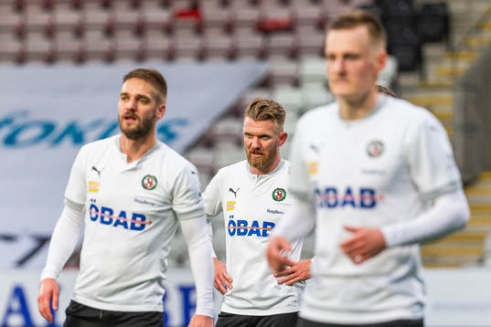 Örebros Michael Almebäck deppar