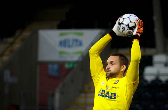 Örebros målvakt Oscar Jansson