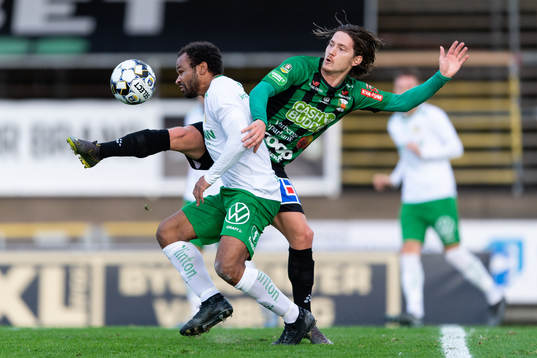Hammarbys Serge-Junior Martinsson Ngouali och Varbergs