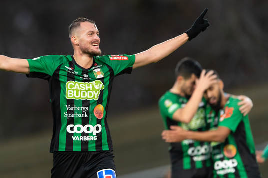 Varbergs Albert Ejupi jublar