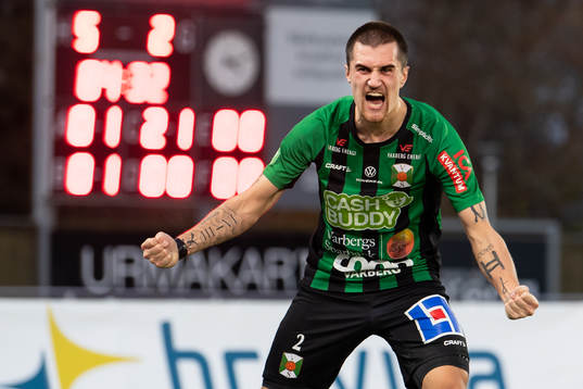 Varbergs Jon Birkfeldt jublar
