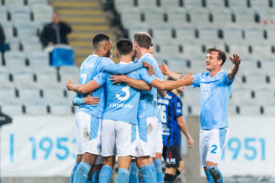 Malmö FFs Anders Christiansen jublar med lagkamrater