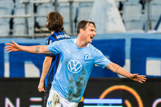 Malmö FFs Eric Larsson jublar