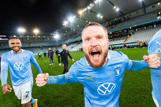 Malmö FFs Lasse Nielsen jublar över SM-guldet