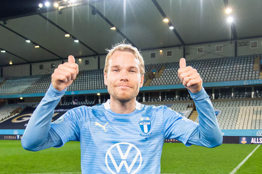 Malmö FFs Oscar Lewicki jublar över SM-guldet