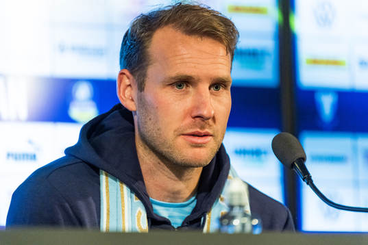 Malmö FFs Ola Toivonen på presskonferensen