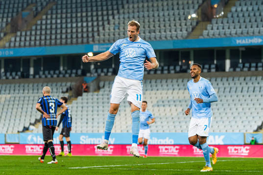 Malmö FFs  Ola Toivonen jublar