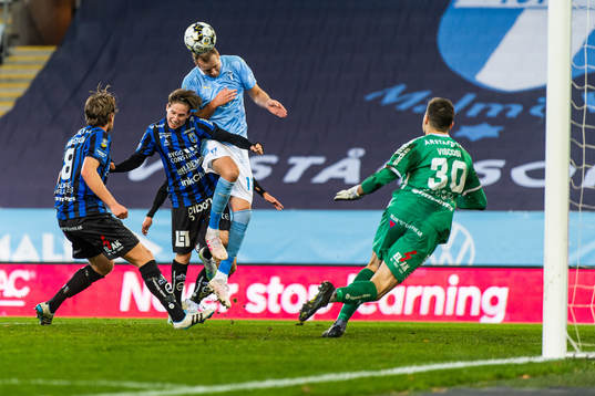 Malmö FFs  Ola Toivonen gör 3-0