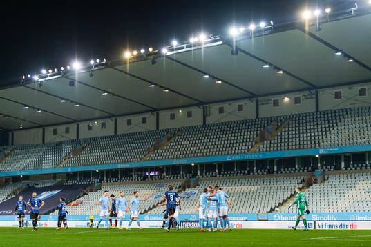 Malmö FFs Anders Christiansen jublar med lagkamrater