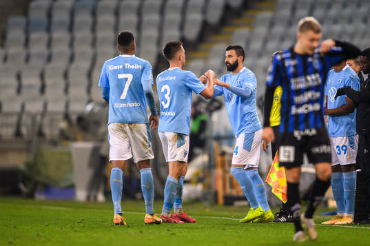 Malmö FFs Jonas Knudsen byter med Behrang Safari