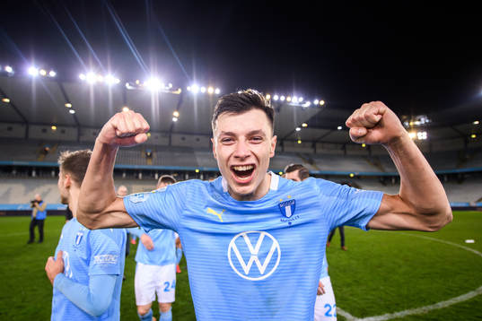 Malmö FFs Anel Ahmedhodzic jublar över SM-guldet