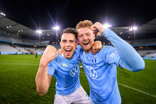 Malmö FFs Jonas Knudsen och Anders Christiansen jublar