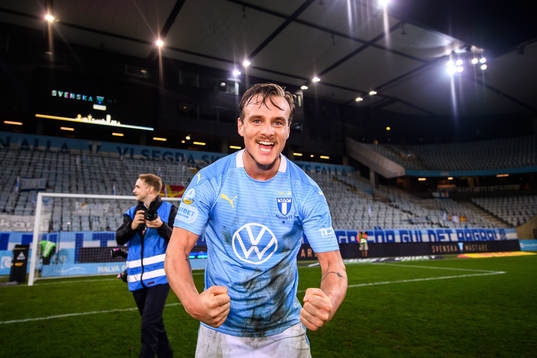 Malmö FFs Eric Larsson jublar över SM-guldet