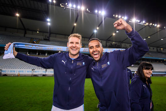 Malmö FFs Ola Toivonen och Isaac Kiese Thelin jublar över