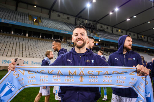 Malmö FFs Erdal Rakip jublar över SM-guldet