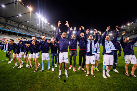 Malmö FFs spelare jublar över SM-guldet