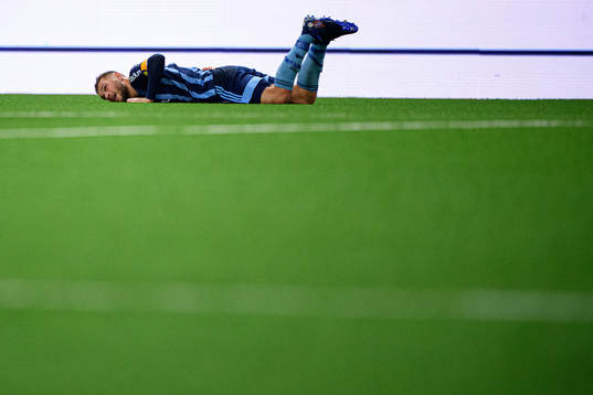 Djurgårdens Jesper Karlström har ont