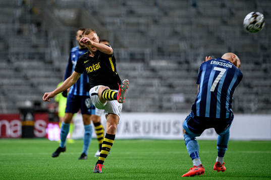 s Sebastian Larsson och Djurgårdens Magnus Eriksson