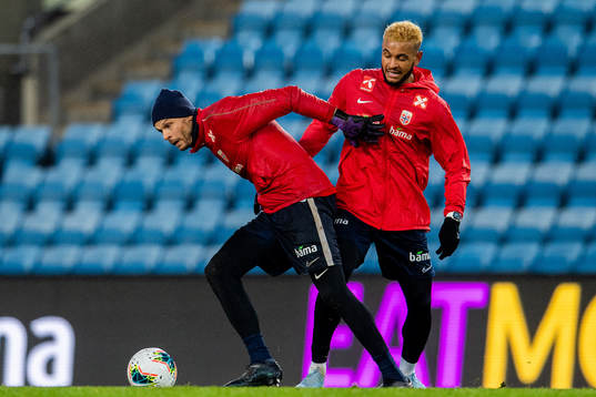 Goalkeeper Rune Almenning Jarstein and Joshua King of the