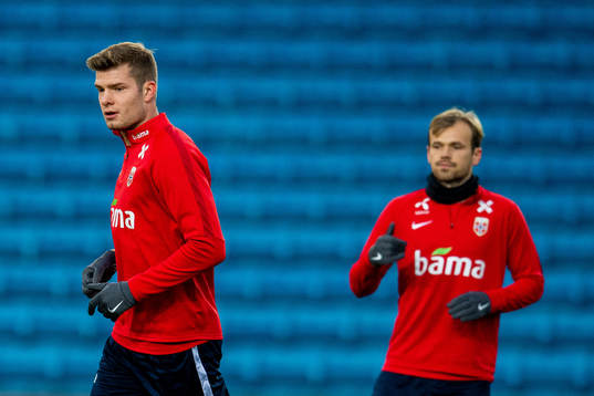 Alexander Sørloth and Iver Fossum of the Norwegian