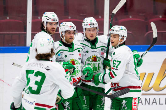 Rögles Simon Ryfors jublar