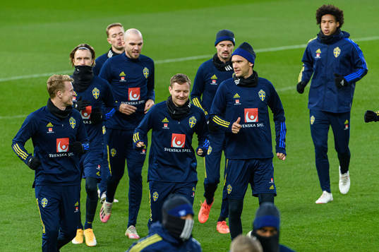 Oscar Hiljemark, Mattias Johansson and Albin Ekdal of the