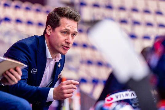 Växjös tränare Sam Hallam
