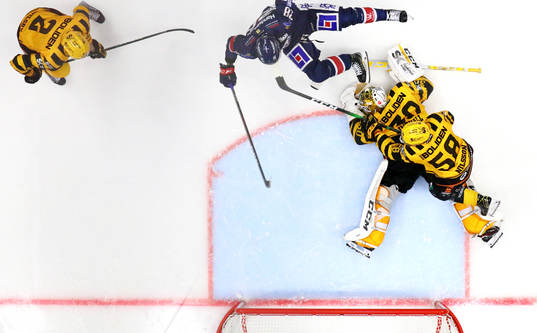 Mål 1-1 av Linköpings Jaakko Rissanen förbi Skellefteås