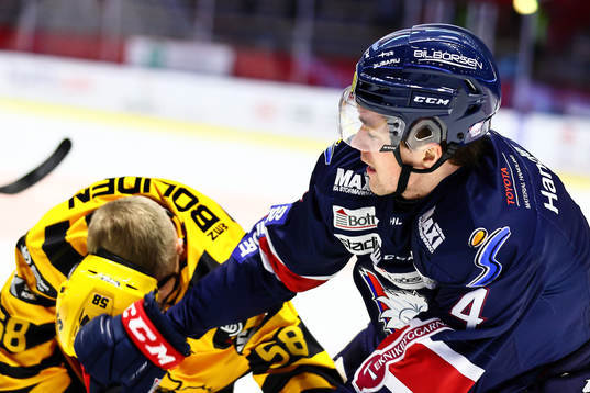 Skellefteås Oscar Nilsson och Linköpings Filip Berglund