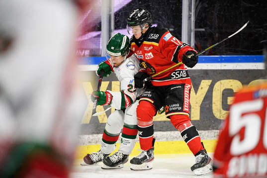 Luleås Isac Brännström och Frölundas Linus Nässén