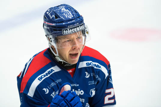 Oskarshamns Kim Strömberg jublar